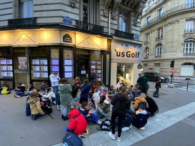 Arrivée à Paris